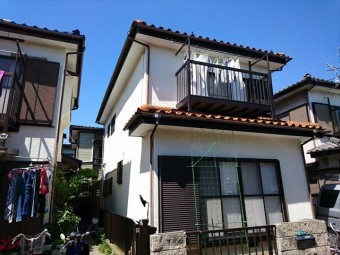 大屋根が寄棟屋根
