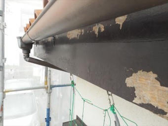 丸型の軒樋ブラウン