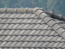 モニエル瓦の単位重量は何kgあるのか