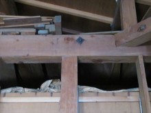 6寸角材無垢の小屋梁