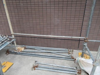 クランプ式足場の部材 根がらみ