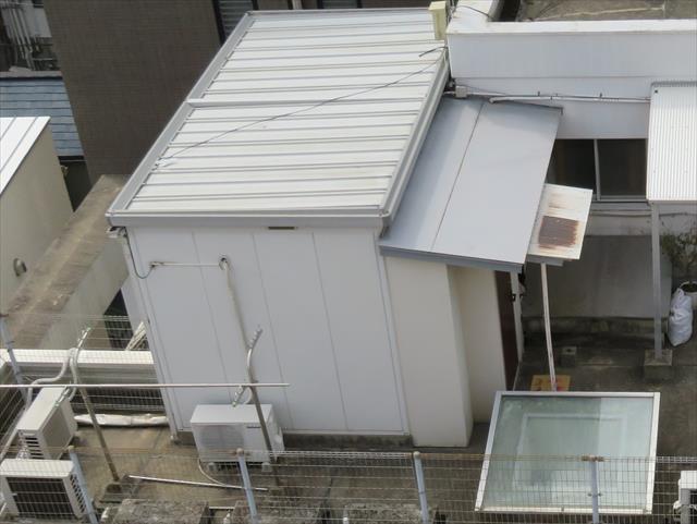 屋上や陸屋根によく設置されているプレハブは居住に向くのか