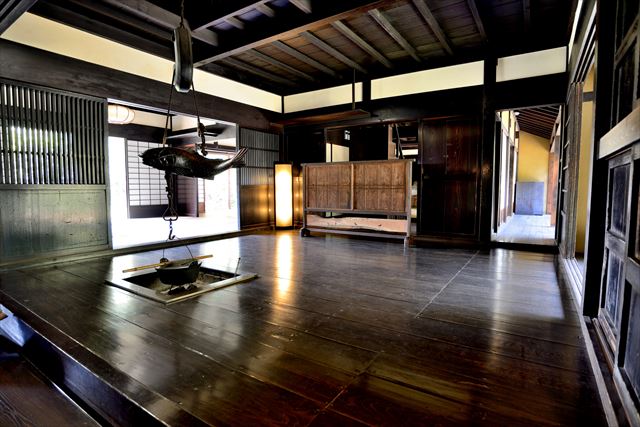伝統的な日本家屋は徹底して雨漏り対処をしてきたので長持ちしている