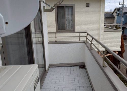 ベランダ笠木修理をした様子