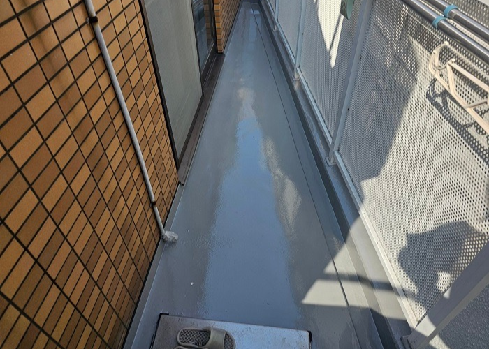 芦屋市　マンションのバルコニーから雨漏りが発生しウレタン防水で補修した後の様子