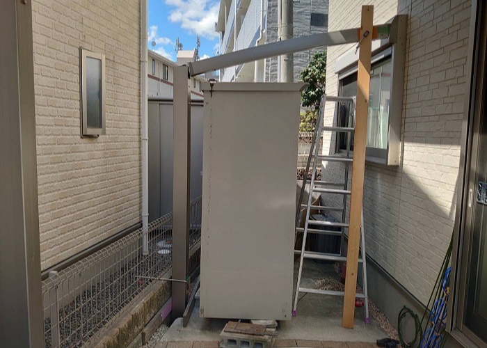 猪名川町　テラス屋根の延長工事を行う前の様子