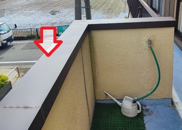 尼崎市　バルコニー笠木取り付け完了