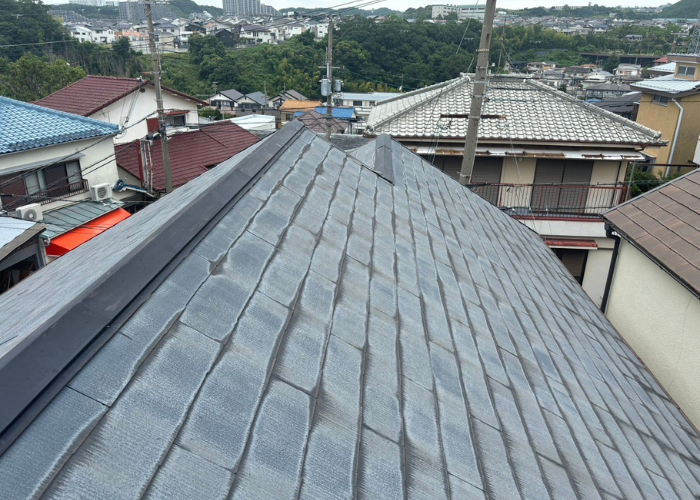 丹波市　屋根工事としてカラーベスト屋根へのカバー工法を行う前の様子