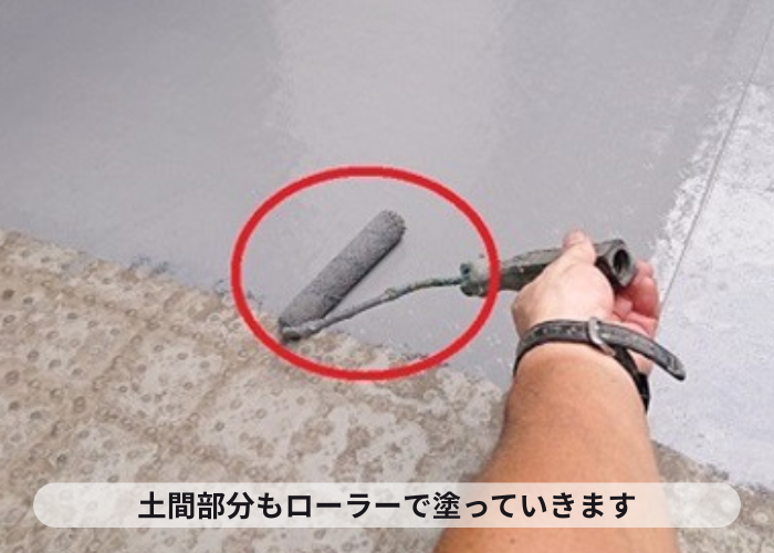 宝塚市　ベランダシート防水のメンテナンスでトップコート塗布