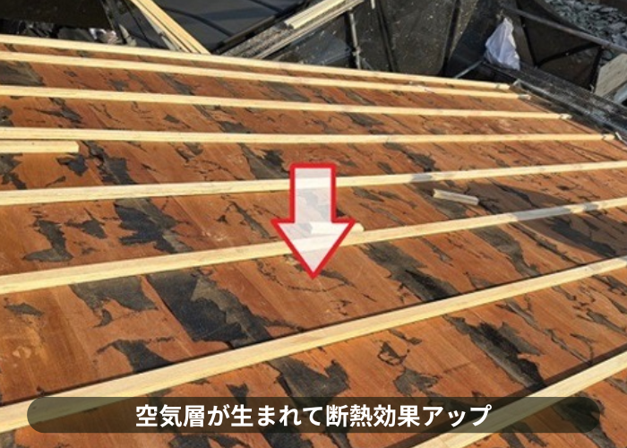 猪名川町　屋根葺き替え工事で垂木を使用することにより断熱効果も向上