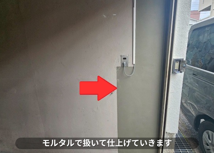 西宮市で天井補修として潜り車庫のモルタル剥がれを防ぐ工法でモルタル扱き