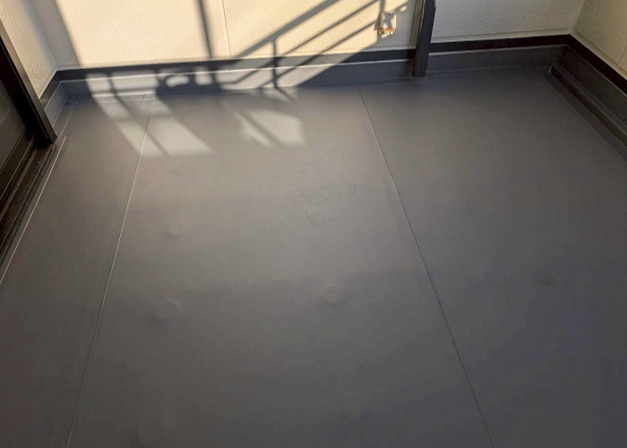 神戸市北区で積水ハウス戸建てのベランダ塩ビシート防水を張り替えた後の様子