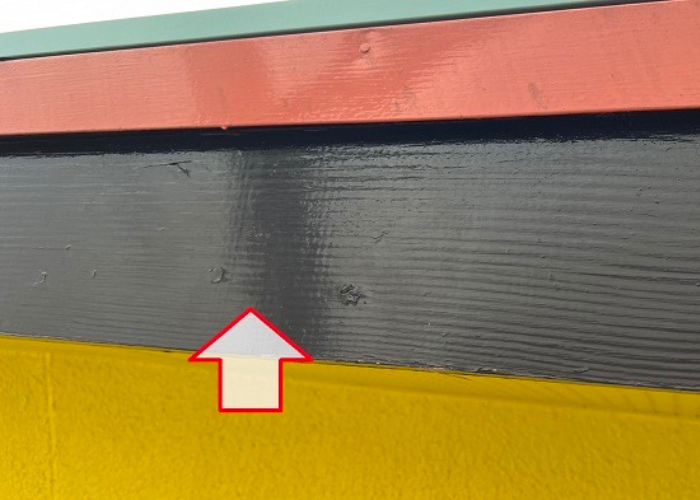 三木市で破風板修理を行う前の様子