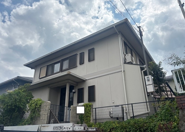 神戸市北区で日本ペイントのパーフェクトトップを用いて外装リフォームを行う前の様子