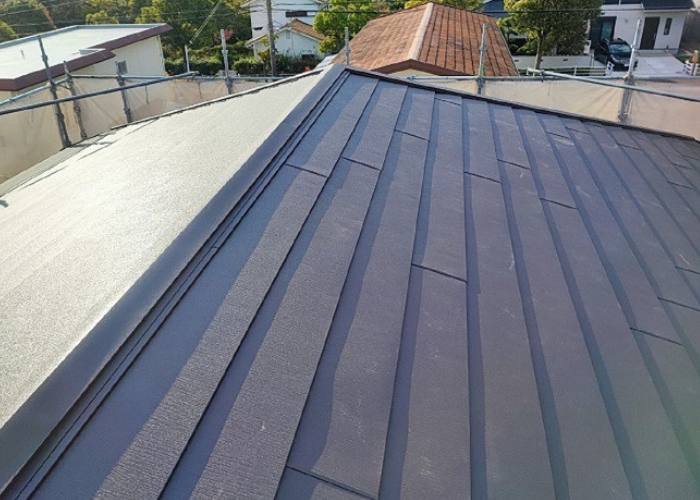 市川町にお住まいの方へ屋根カバー工法のメリットデメリットをご紹介する現場の施工後