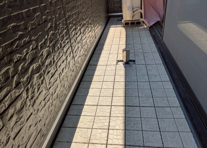 西宮市で大和ハウス一軒家のベランダ塩ビシート防水を張り替えた後の様子