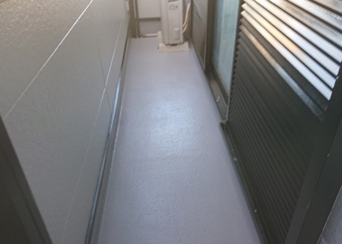 三木市でFRP防水のメンテナンス工事を行った後の様子