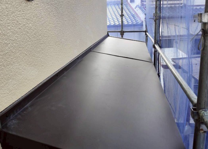 三田市で出窓屋根からの雨漏り修理を行った後の様子