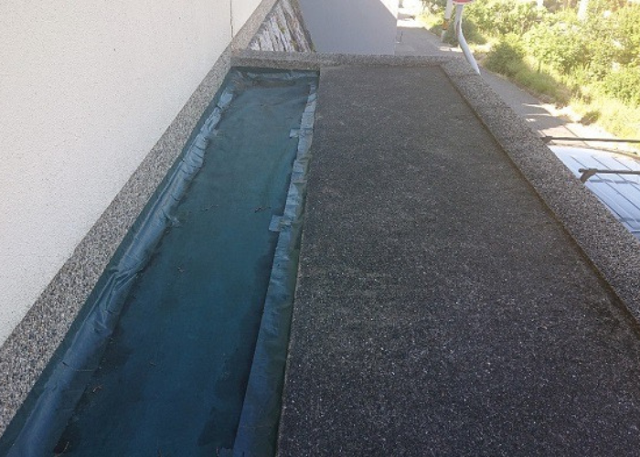 三木市で掘り込みガレージの水漏れ修理を行う前の様子