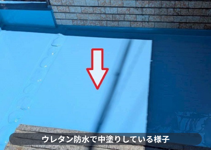 宝塚市　宝塚市で玄関前の土間リフォームとして長尺シートを貼り雨漏り修理でウレタン中塗り